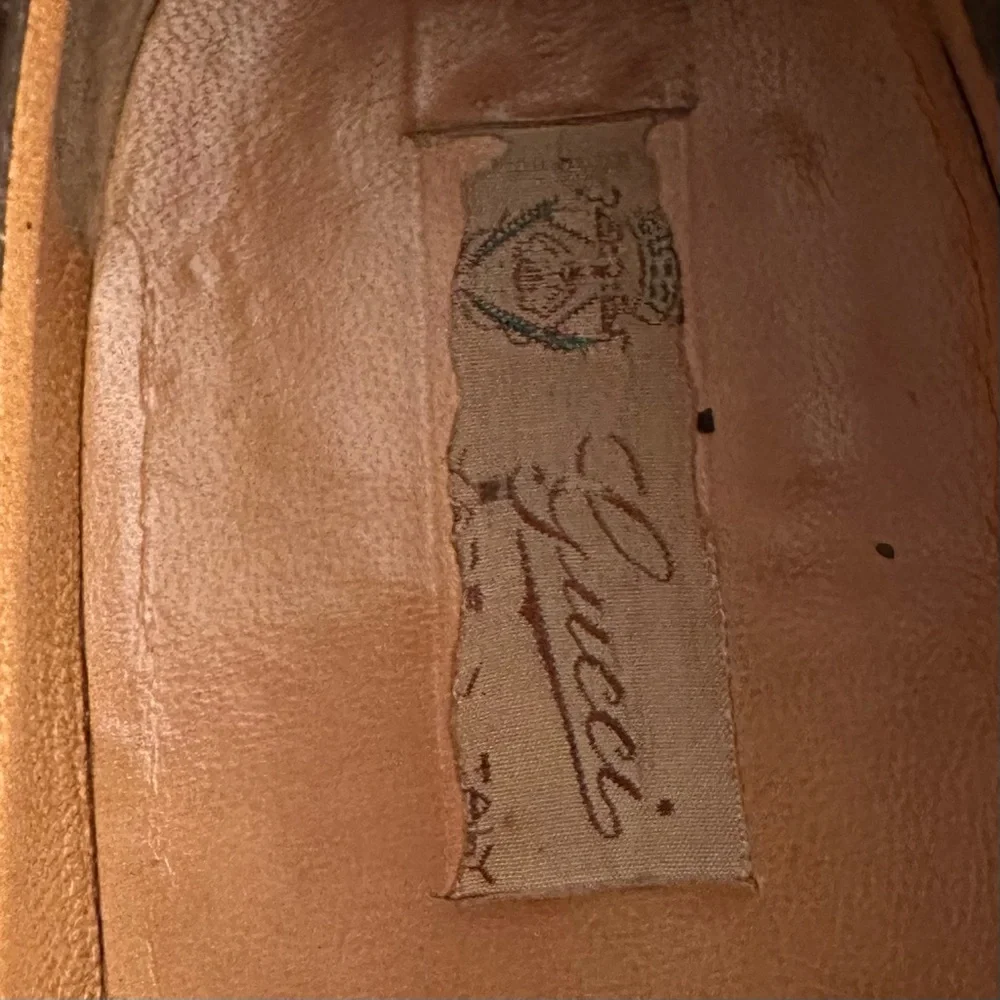 Gucci Men’s Dark Brown Leather Loafers with Gold Horsebit